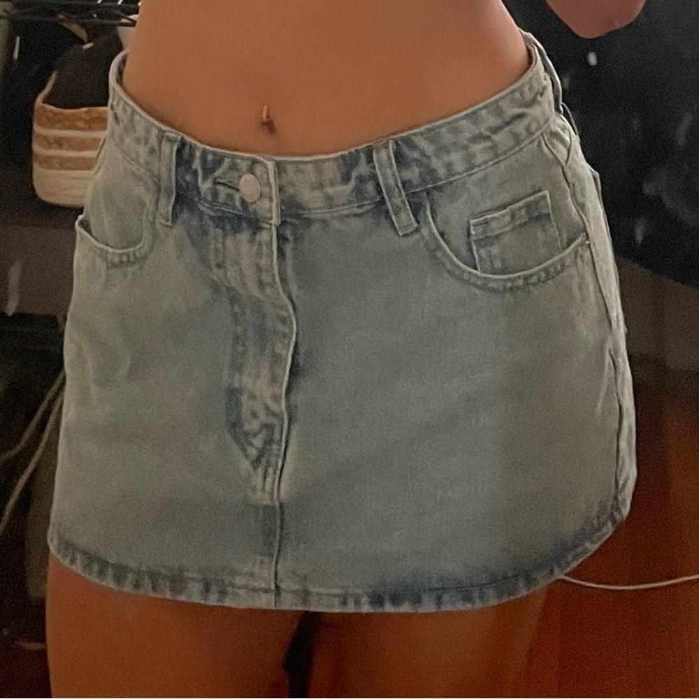 NWT Pretty Little Thing Denim Skirt